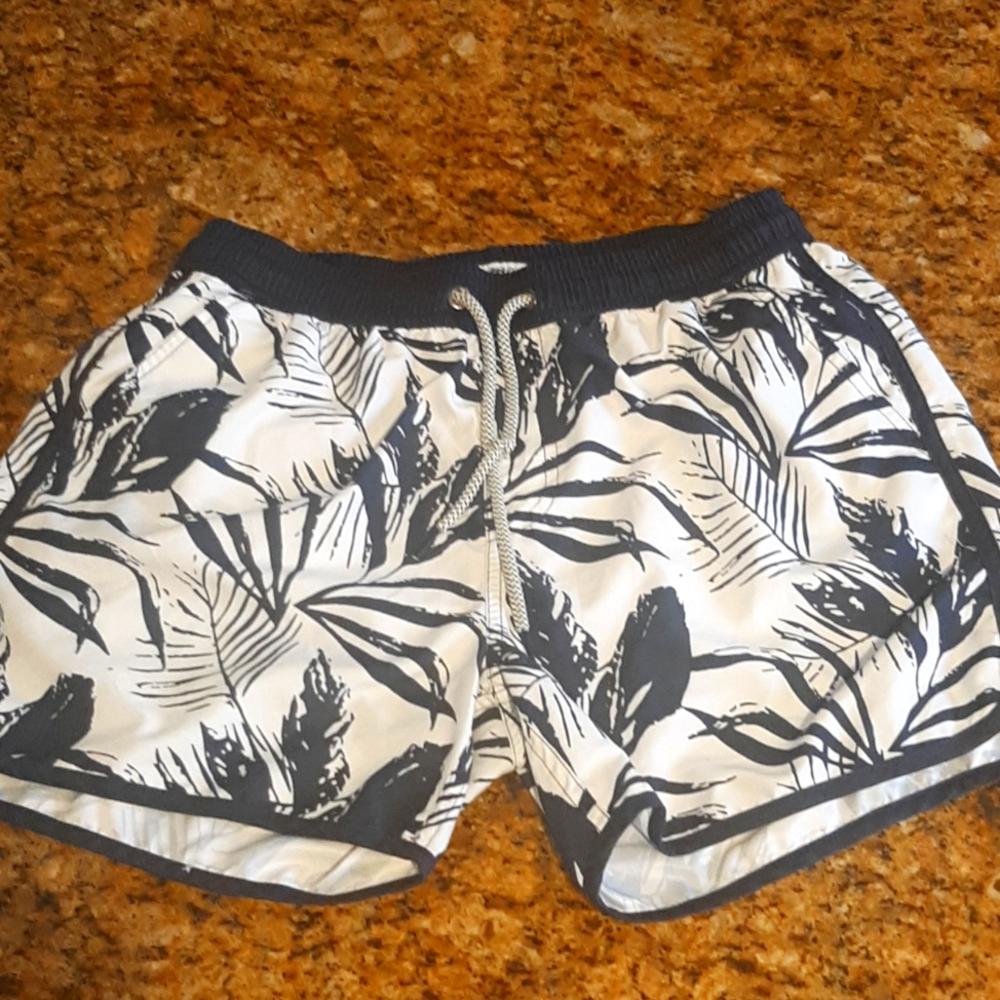 Maamgic swimming shorts